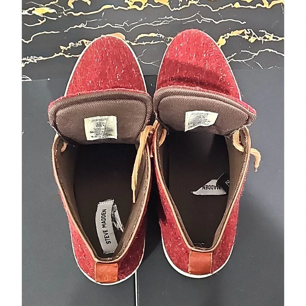 Steve Madden  textile uppers maroon tweed  ankle boots  Men sz 11 shoes /euro 44